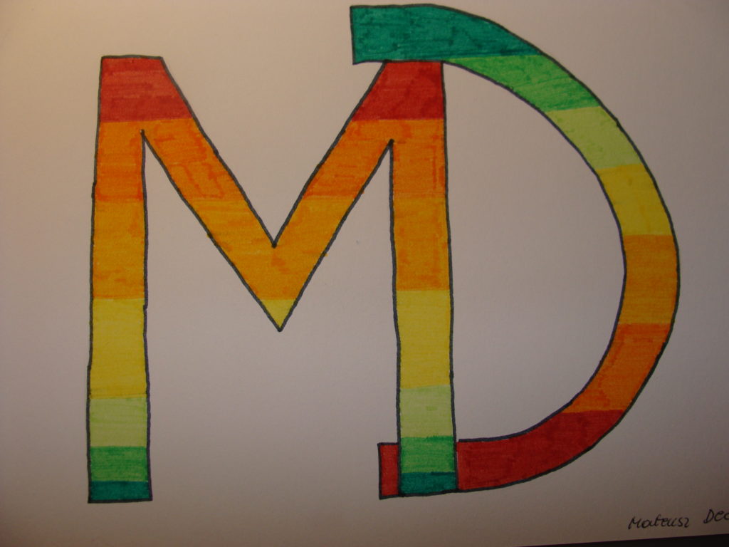Mateusz Dec z kl. 5b - narysował litery"MD"