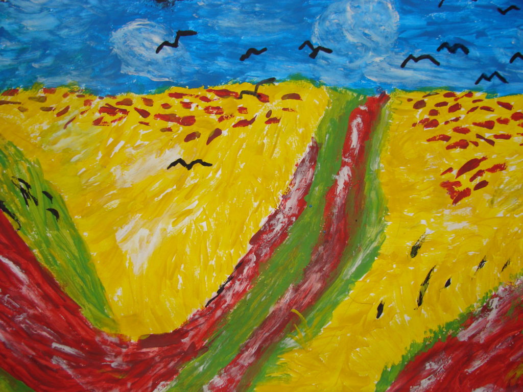 Praca przedstawia wijącą się drogę po horyzont w polu żółtej pszenicy. Na niebieskim niebie fruwają czarne ptaki