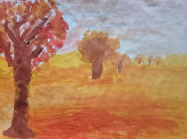 Praca przedstawia jesienny krajobraz z drzewami. Krajobraz podzielony jest na trzy plany, na których rozplanowane są sylwetki drzew z puszystymi, jesiennymi koronami