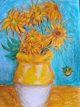 Praca przedstawia wazon z kwiatami słoneczników