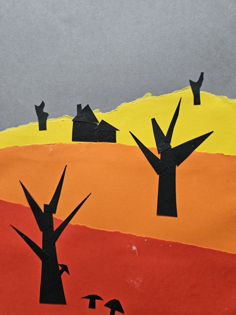 Na pierwszym planie fragment drzewa, na kolejnych planach również zmniejszające się bryły drzew. Centralnie na trzecim planie zarys budynku.