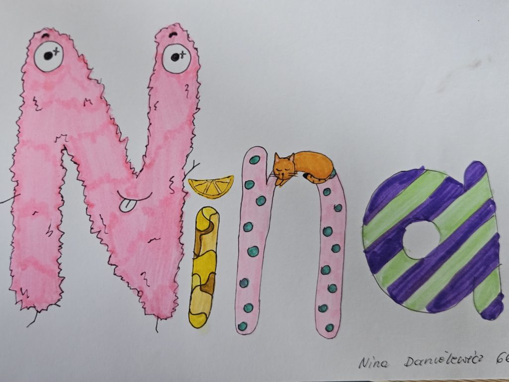 Na rysunku wielokolorowe, ozdobne słowo "Nina"